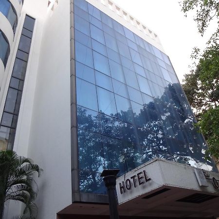 The Oakwood Hotel Pune Exterior photo